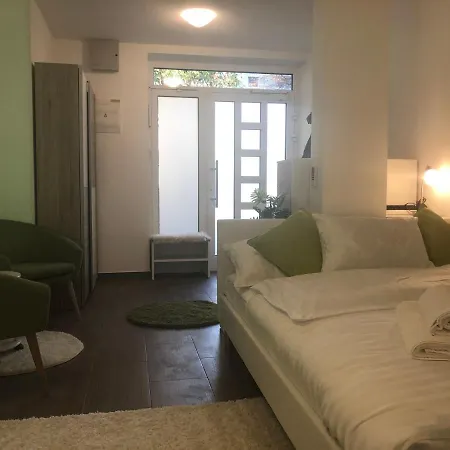 Luxury Central Studio Under The Castle Любляна