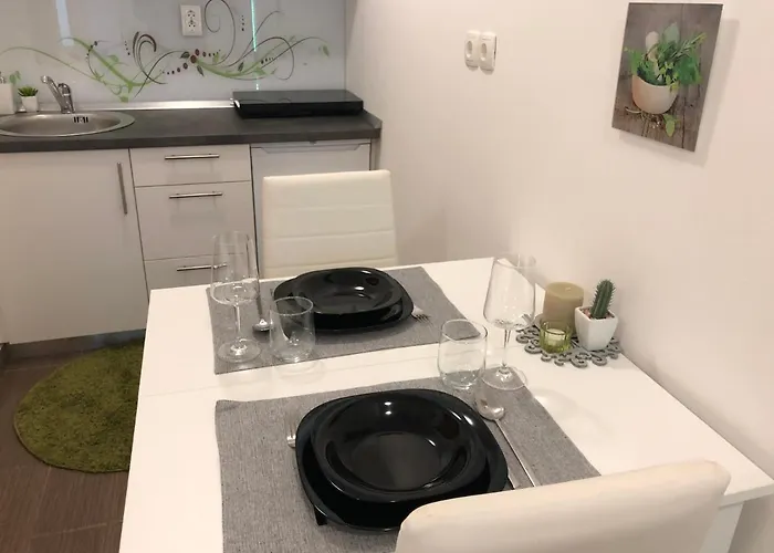 Luxury Central Studio Under The Castle ليوبليانا